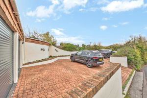 Photo 17- click for photo gallery